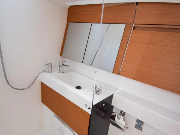 Bootverhuur Marmaris goedkoop Sun Odyssey 410