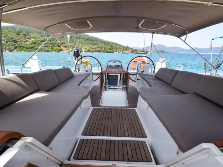 Verhuur Zeilboot Jeanneau met vaarbewijs