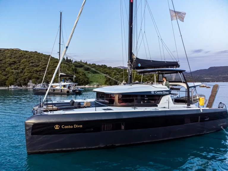 Catamaran te huur in Préveza voor de beste prijs
