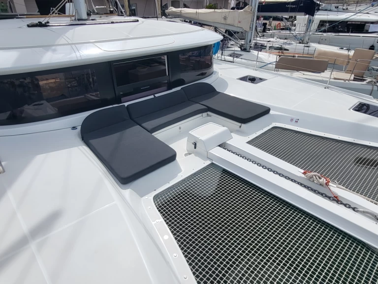 Huur een Lagoon Lagoon 46 in Capo d'Orlando