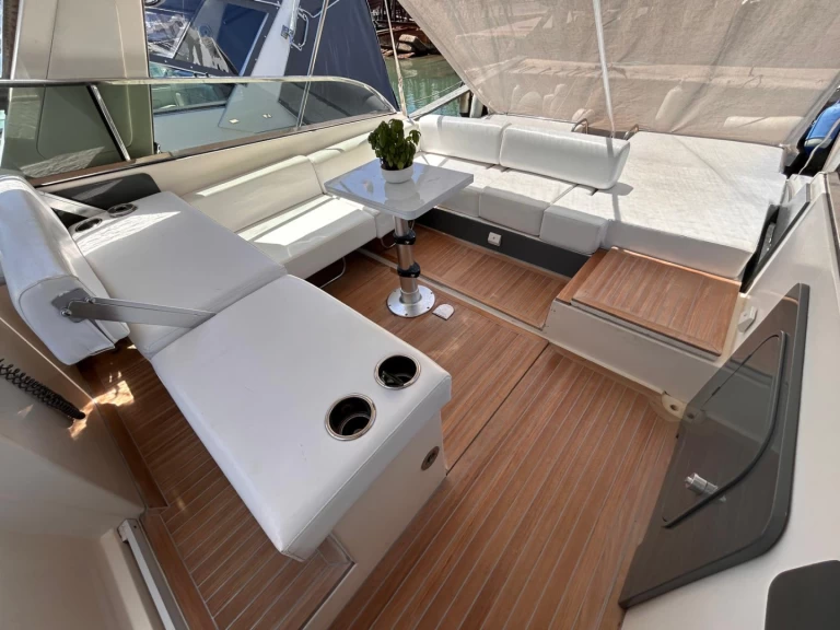 Bootverhuur Nettuno goedkoop Synthesi 40