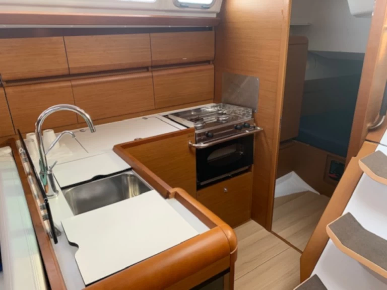 Jeanneau Sun Odyssey 449 te huur van particulier of professional in Salerno