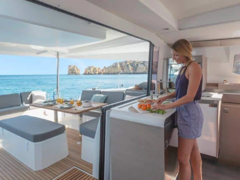 Huur een Fountaine Pajot Elba 45 in Palma de Mallorca