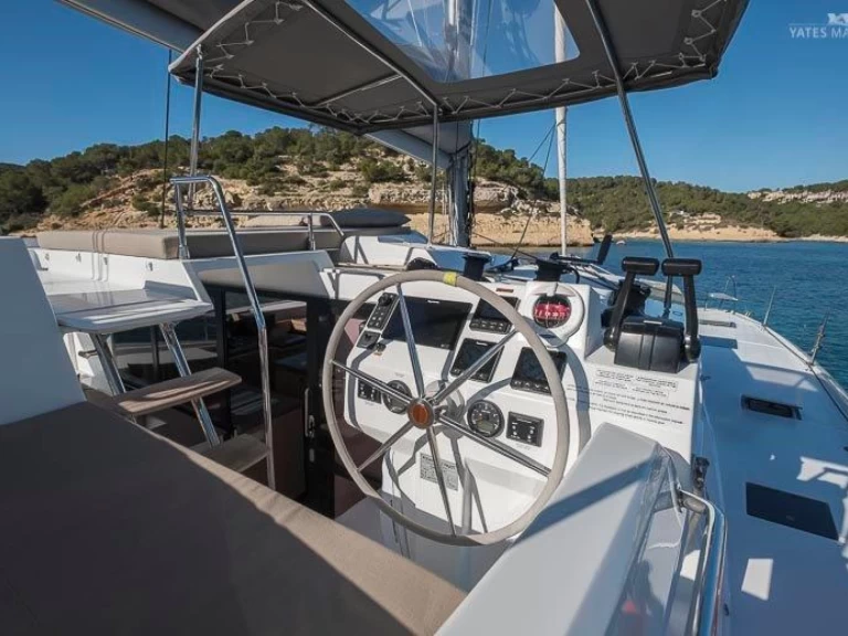 Bootverhuur Fountaine Pajot Saona 47 in Palma de Mallorca via SamBoat