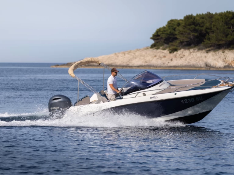 Huur Motorboot met of zonder schipper Galeon in Mali Lošinj
