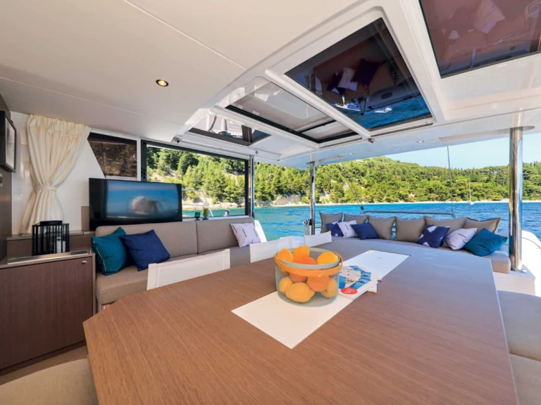 Huur een Bali Bali 4.6 in Lefkáda