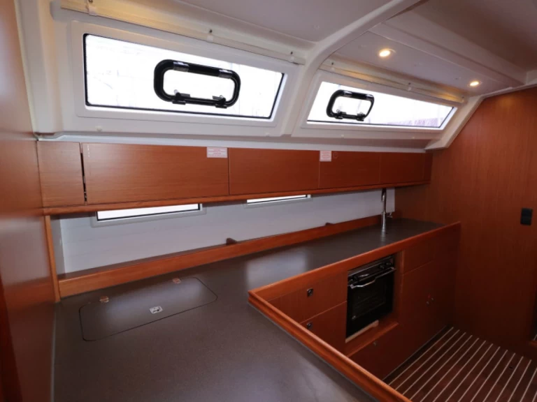 Jachthuur in Yerseke - Bavaria Cruiser 46 via SamBoat