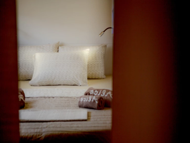 Bootverhuur Álimos goedkoop Lagoon 46