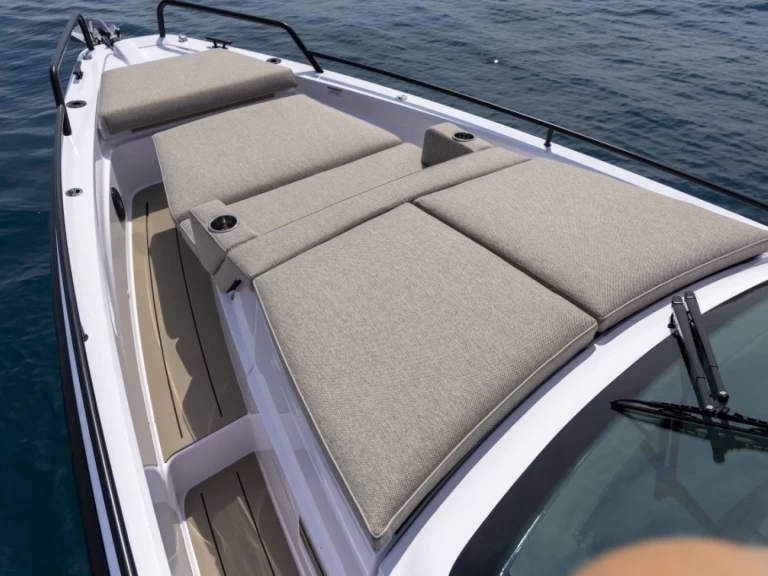 Huur een Axopar Axopar 37 Mediteranna in Kalo Livadi