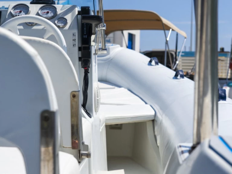 Verhuur Motorboot  met vaarbewijs