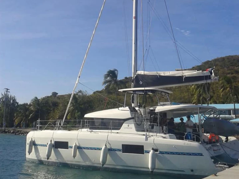 Lagoon Lagoon 42 te huur van particulier of professional in Le Marin