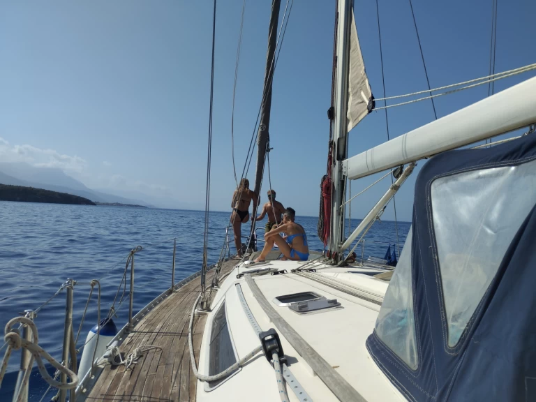 Huur een Jeanneau Sun Odyssey 45.1 in Kalamata