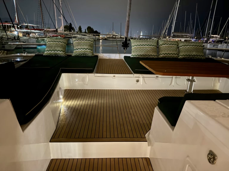 Bootverhuur Bali Bali 5.8 in Álimos via SamBoat