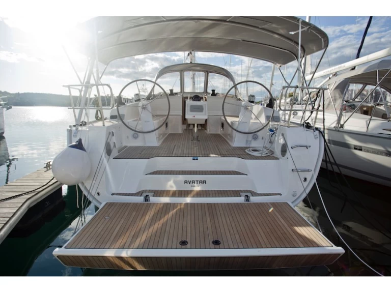 Jachthuur in Šibenik - Bavaria Cruiser 46 via SamBoat