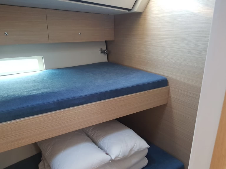 Huur een D&D Yacht D&D Kufner 54 (AC+Gen+Solar) in Punat