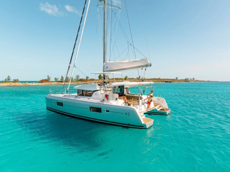 Lagoon Lagoon 42 te huur van particulier of professional in Álimos