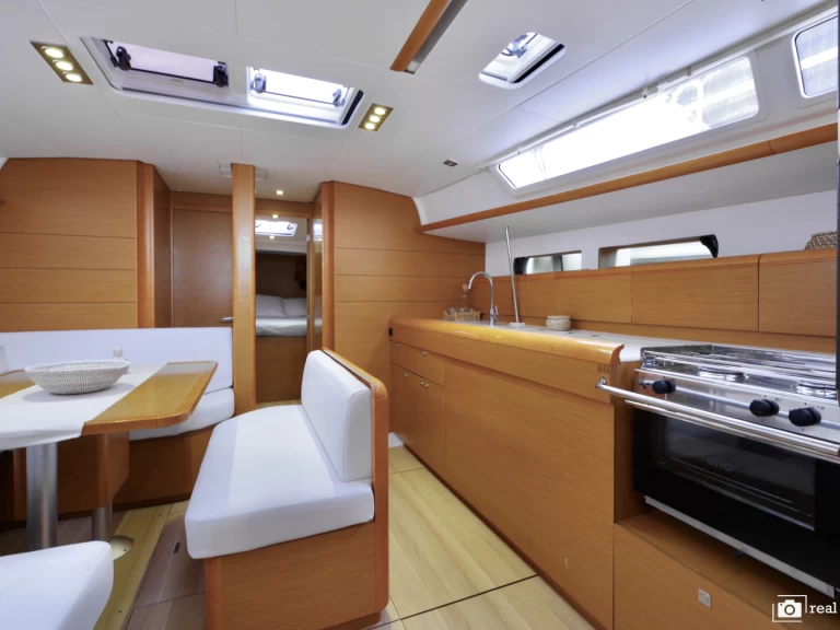 Verhuur Zeilboot Jeanneau met vaarbewijs