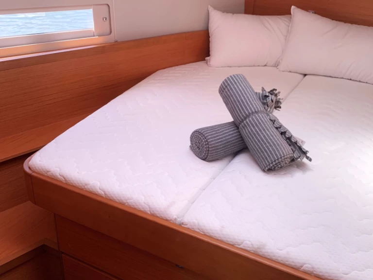 Jachthuur in Castellammare di Stabia - Dufour Dufour 430 via SamBoat