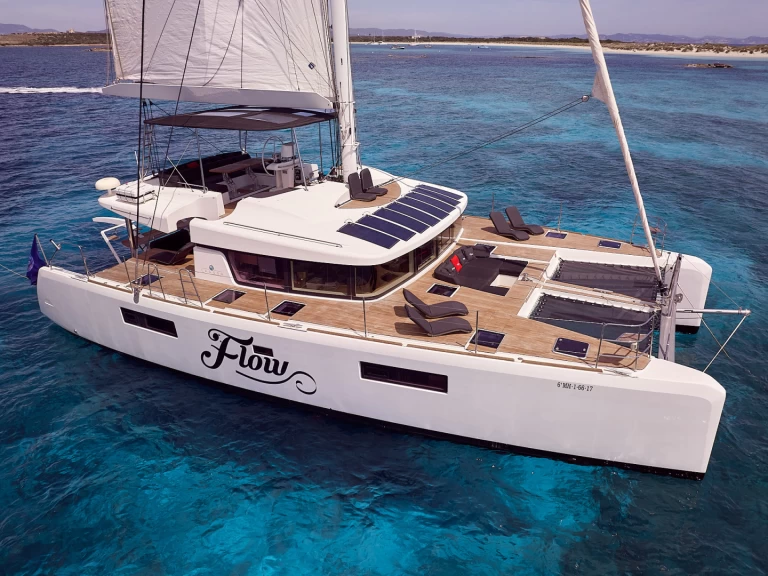 Bootverhuur Sant Antoni de Portmany goedkoop Lagoon 52