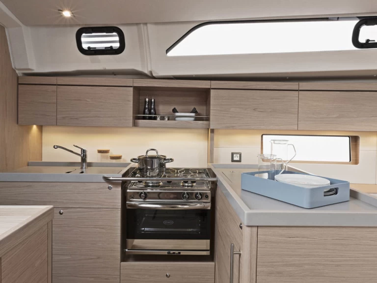 Huur een Bénéteau Oceanis 461 in Road Town