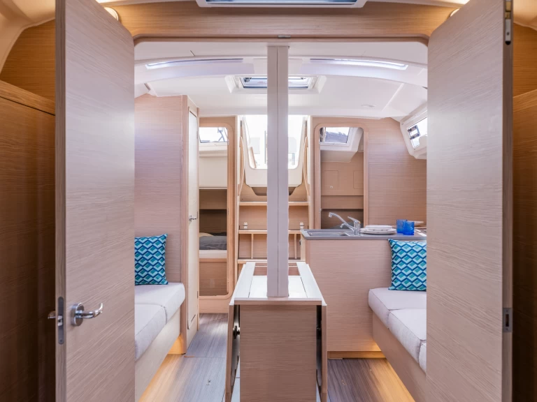 Bootverhuur Dubrovnik goedkoop Dufour 37