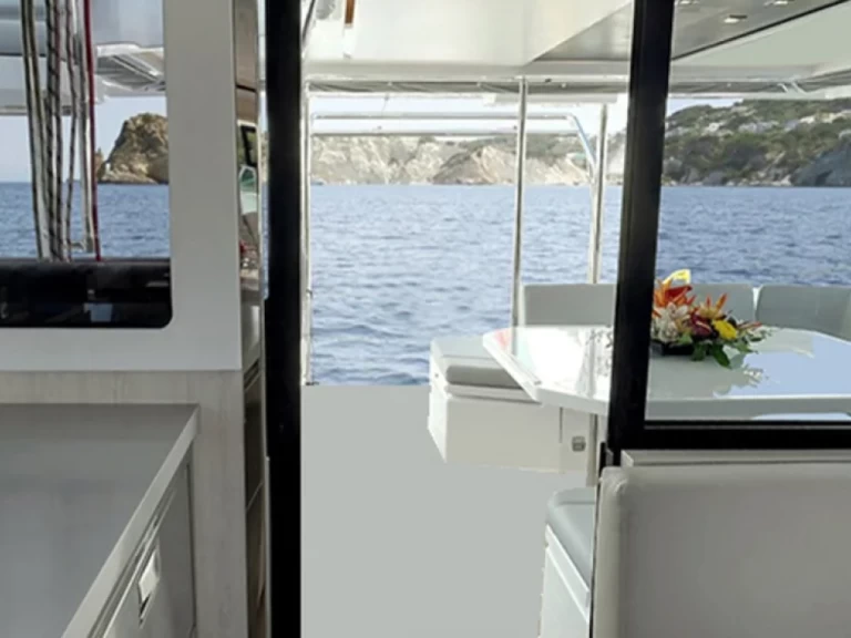 Verhuur Catamaran in Piraeus - Leopard Leopard 45