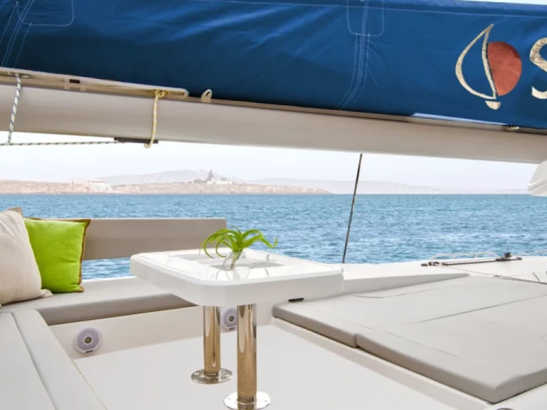 Leopard Leopard 45 te huur van particulier of professional in Rodney Bay