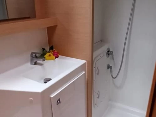 Bootverhuur Le Marin goedkoop Lagoon 42