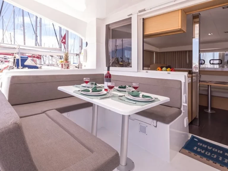 Huur een Lagoon Lagoon 39 in Préveza