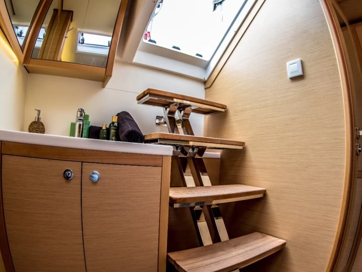 Verhuur Catamaran Lagoon met vaarbewijs