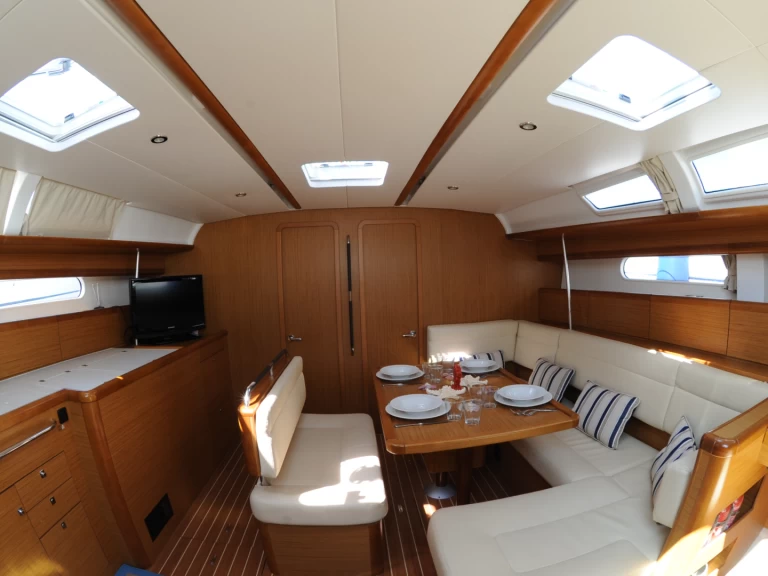 Huur Zeilboot met of zonder schipper Jeanneau in Palermo