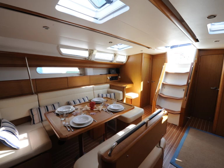 Jeanneau Sun Odyssey 49i te huur van particulier of professional in Palermo