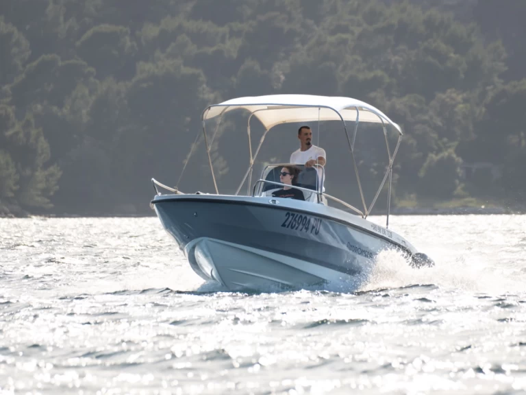 Huur een Orizzonti Andromeda in Pula