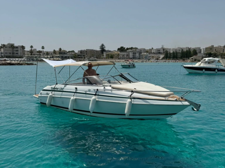 Verhuur Motorboot in Otranto - Chris Craft Chris Craft 240 Cuddy Cabin