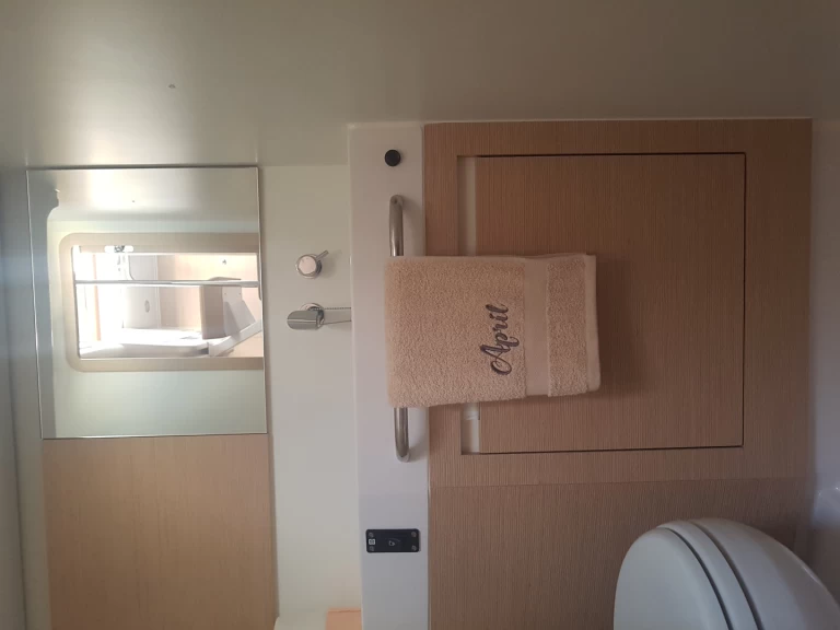 Jachthuur in Pirovac - Elan Impression 50 via SamBoat