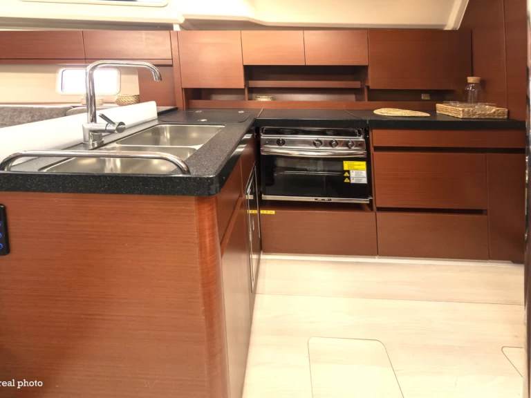 Bootverhuur Hanse Hanse 458 in Puntone via SamBoat