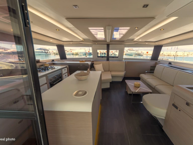 Verhuur Catamaran in Cannigione - Fountaine Pajot Aura 51