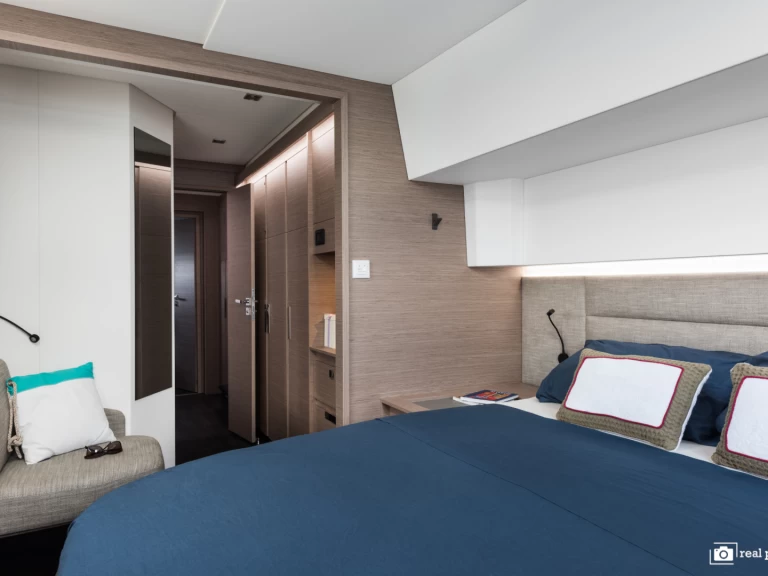 Bootverhuur Fountaine Pajot Aura 51 in Cannigione via SamBoat