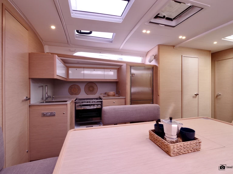 Bootverhuur Dufour Dufour 470 in Furnari via SamBoat