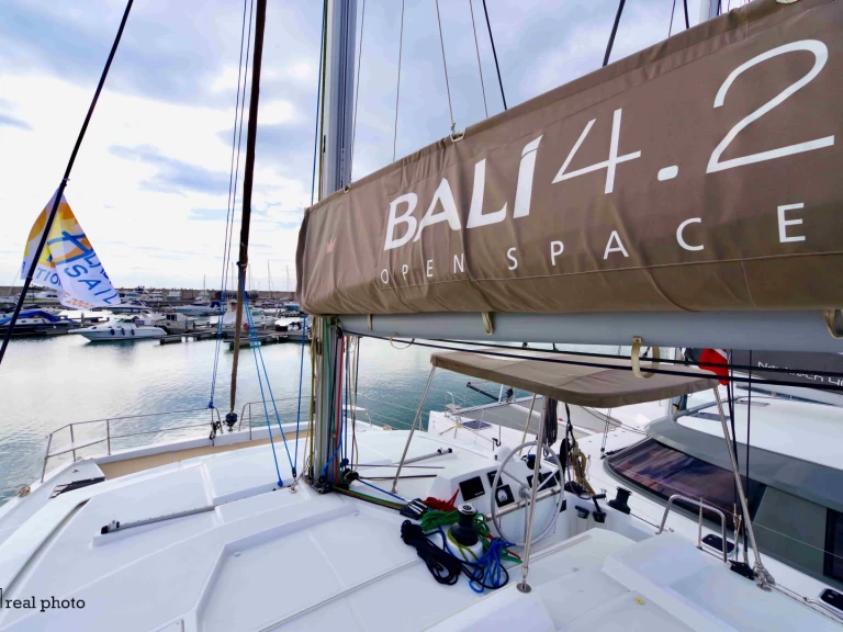 Huur een Bali Bali 4.2 in Castellammare di Stabia