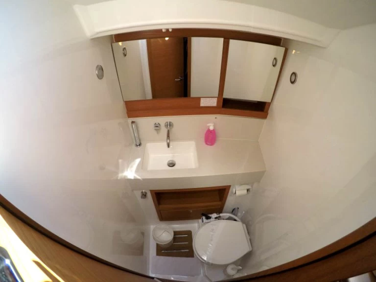 Huur een Dufour Dufour 470 in Šibenik