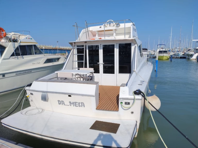 Verhuur Motorboot Chris Craft met vaarbewijs