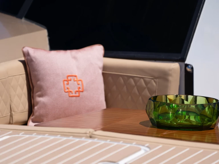 Huur een House of Hütter  Moneypenny in Ibiza Town