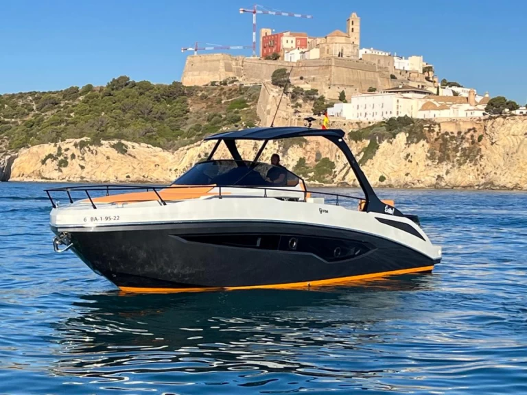 FIM 340 REGINA te huur van particulier of professional in Ibiza Town
