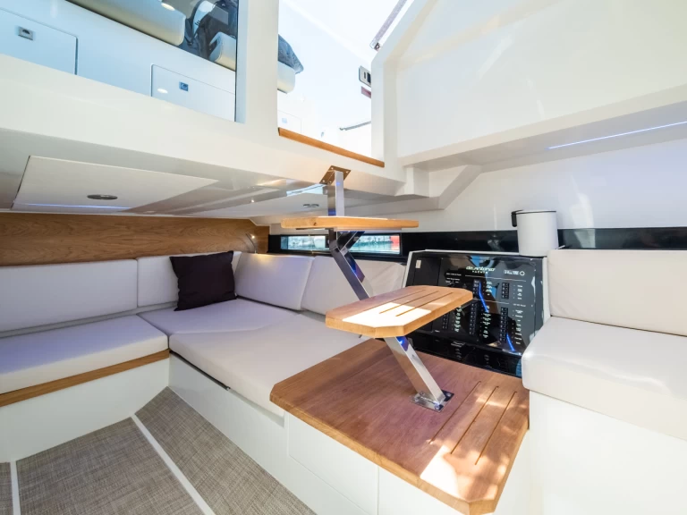 Huur Motorboot met of zonder schipper De Antono Yachts in Ibiza Town