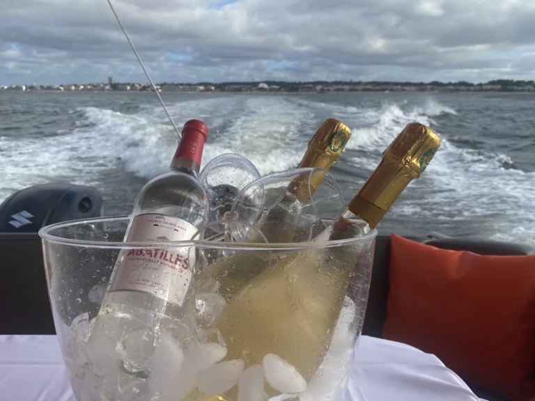 Verhuur Motorboot in Port d'Arcachon - Beacher Beacher V10.2 Croisière