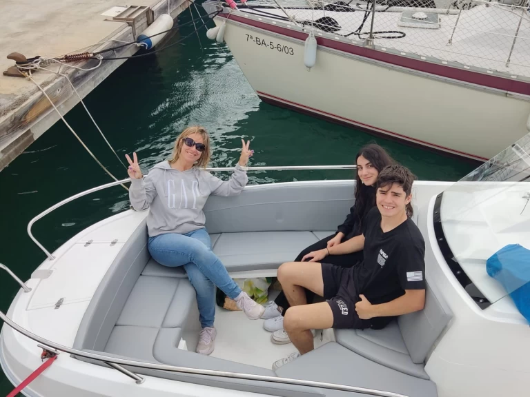 Huur een Remus 525 SC in Roda de Barà