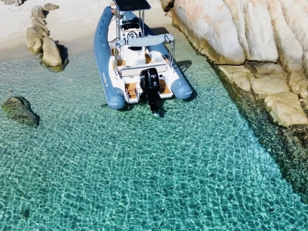 RIB te huur in Palau voor de beste prijs