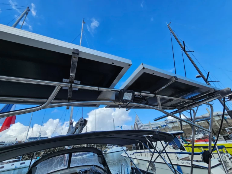 Bootverhuur Bavaria Bavaria 40 Cruiser in Toulon via SamBoat