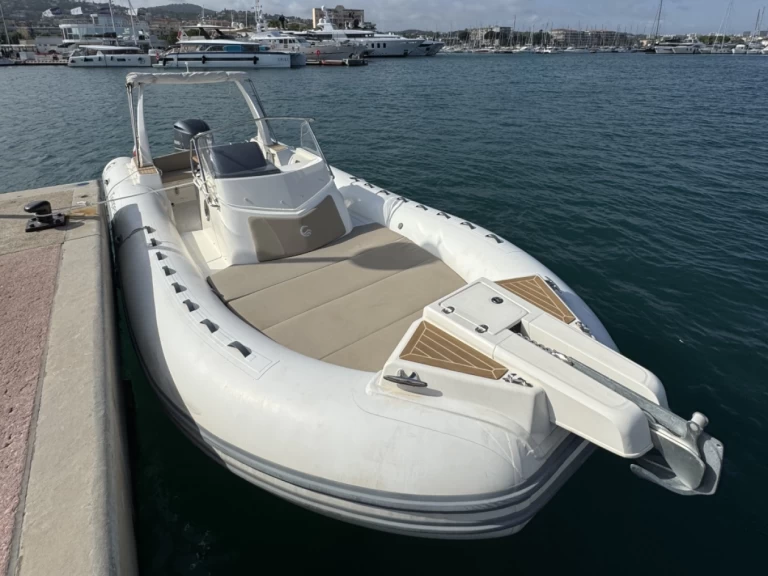 Verhuur RIB in Golfe-Juan - Capelli Tempest 850 Open